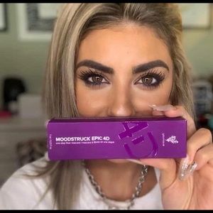 Younique Moonstruck Epic 4D Mascara